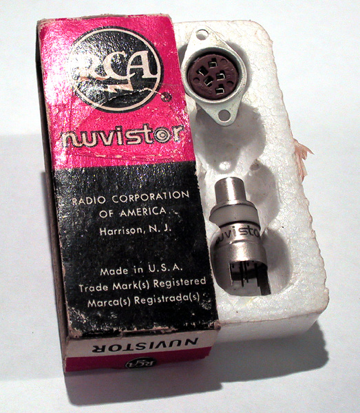 RCA 7587 Nuvistor Tube