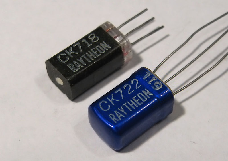 Raytheon CK718 and CK722 Transistor