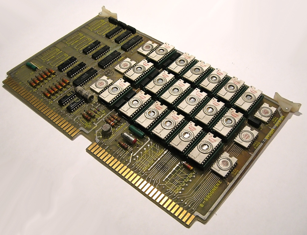 Toshiba TLCS-12A Computer Circuit Board
